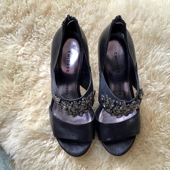 Shoes - Picture 7 of 15